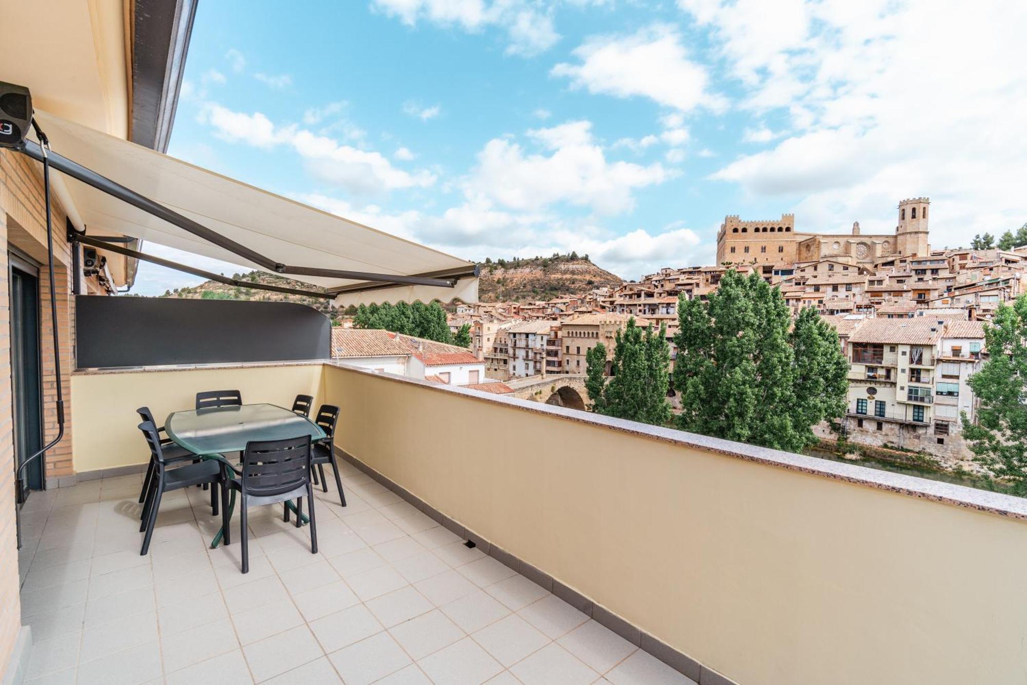 Casa Tio Pepe Valderrobres Daire Dış mekan fotoğraf